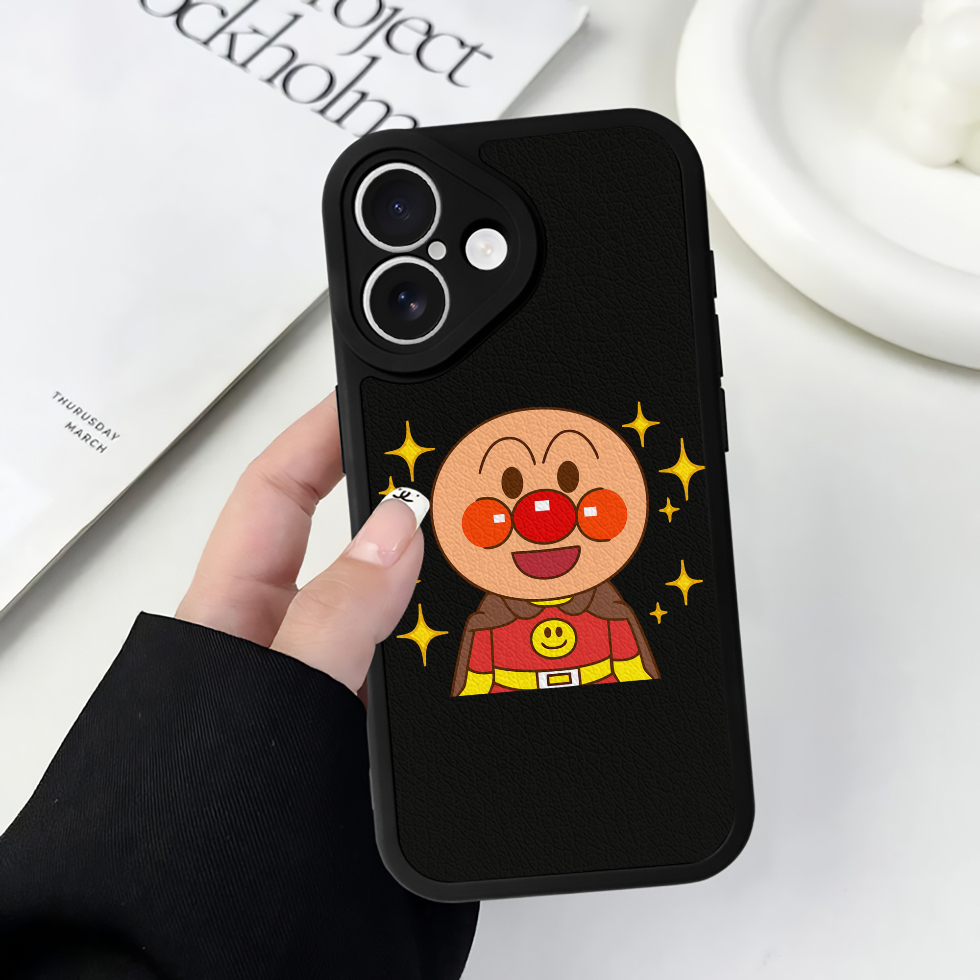 （画像用） アンパンマン Anpanman 【iPhone 16シリーズ対応】シリコンスマホケース（レザー調） 材質：シリコン